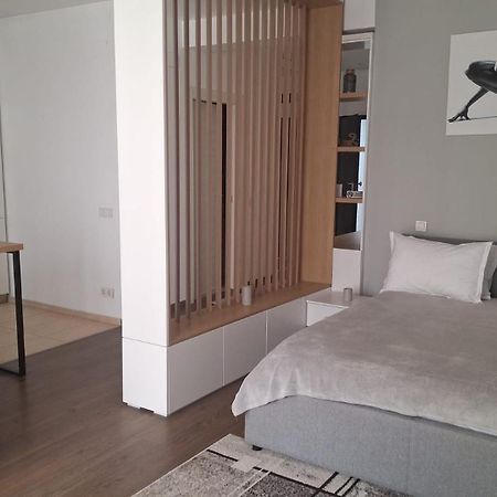 Gio Home C13 Bucureşti Ngoại thất bức ảnh