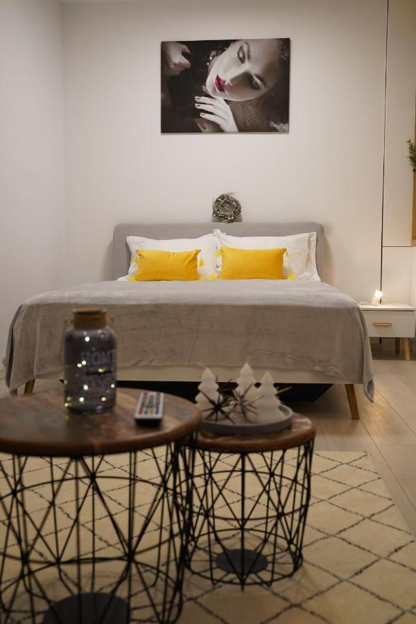 Gio Home C13 Bucureşti Ngoại thất bức ảnh