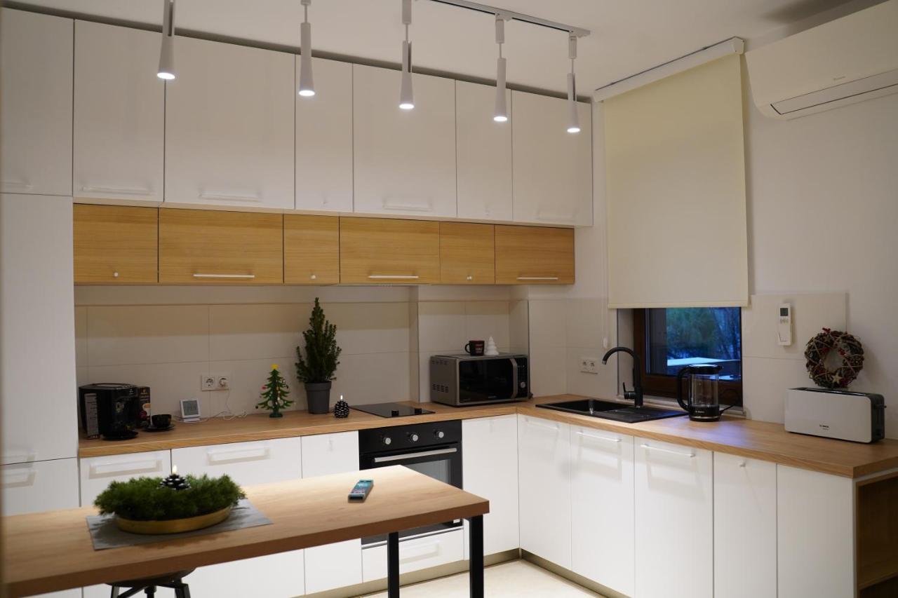 Gio Home C13 Bucureşti Ngoại thất bức ảnh