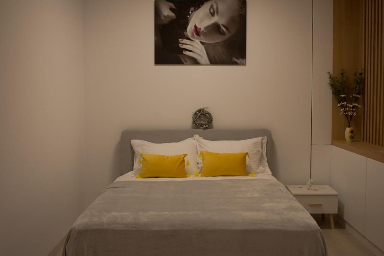 Gio Home C13 Bucureşti Ngoại thất bức ảnh