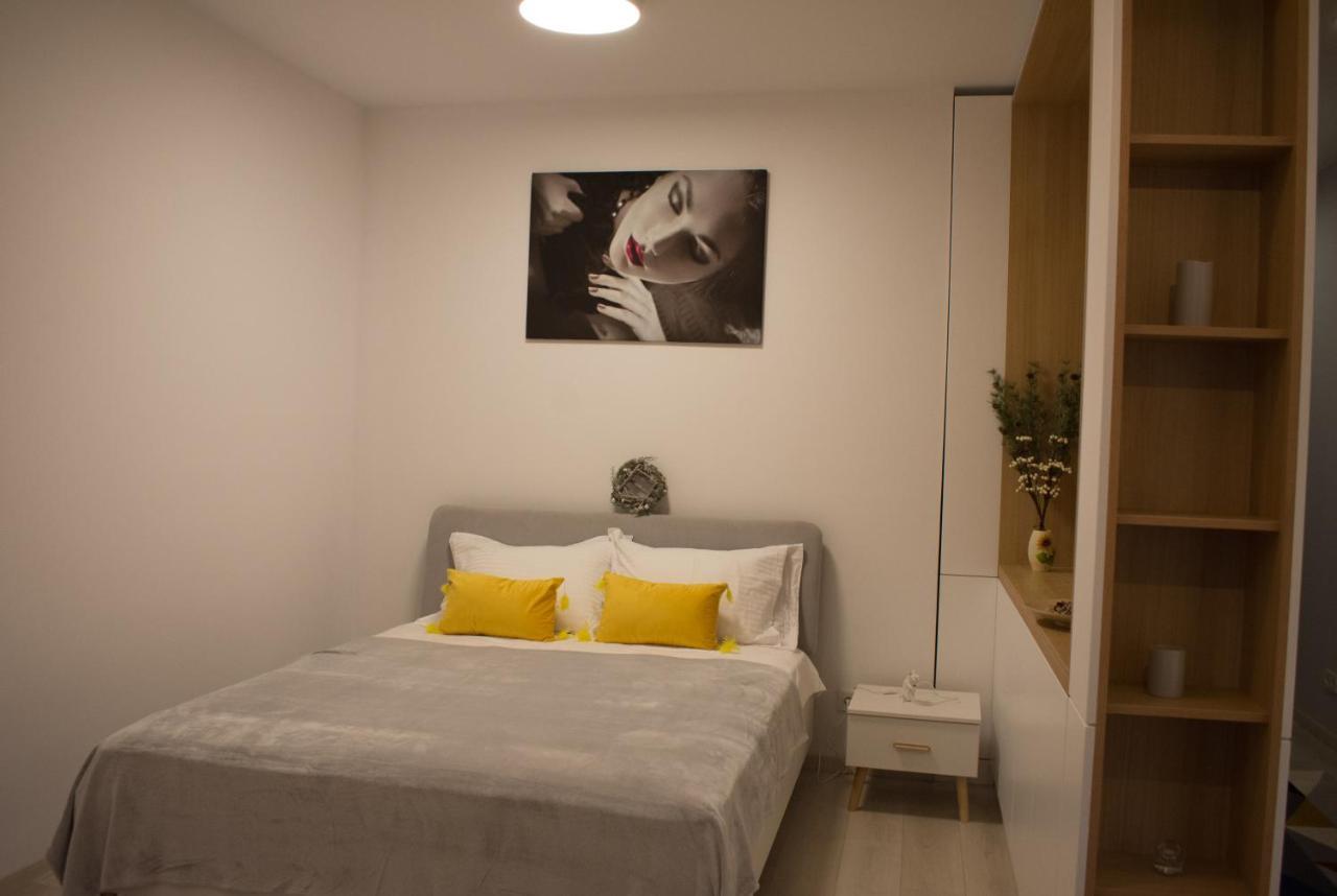 Gio Home C13 Bucureşti Ngoại thất bức ảnh